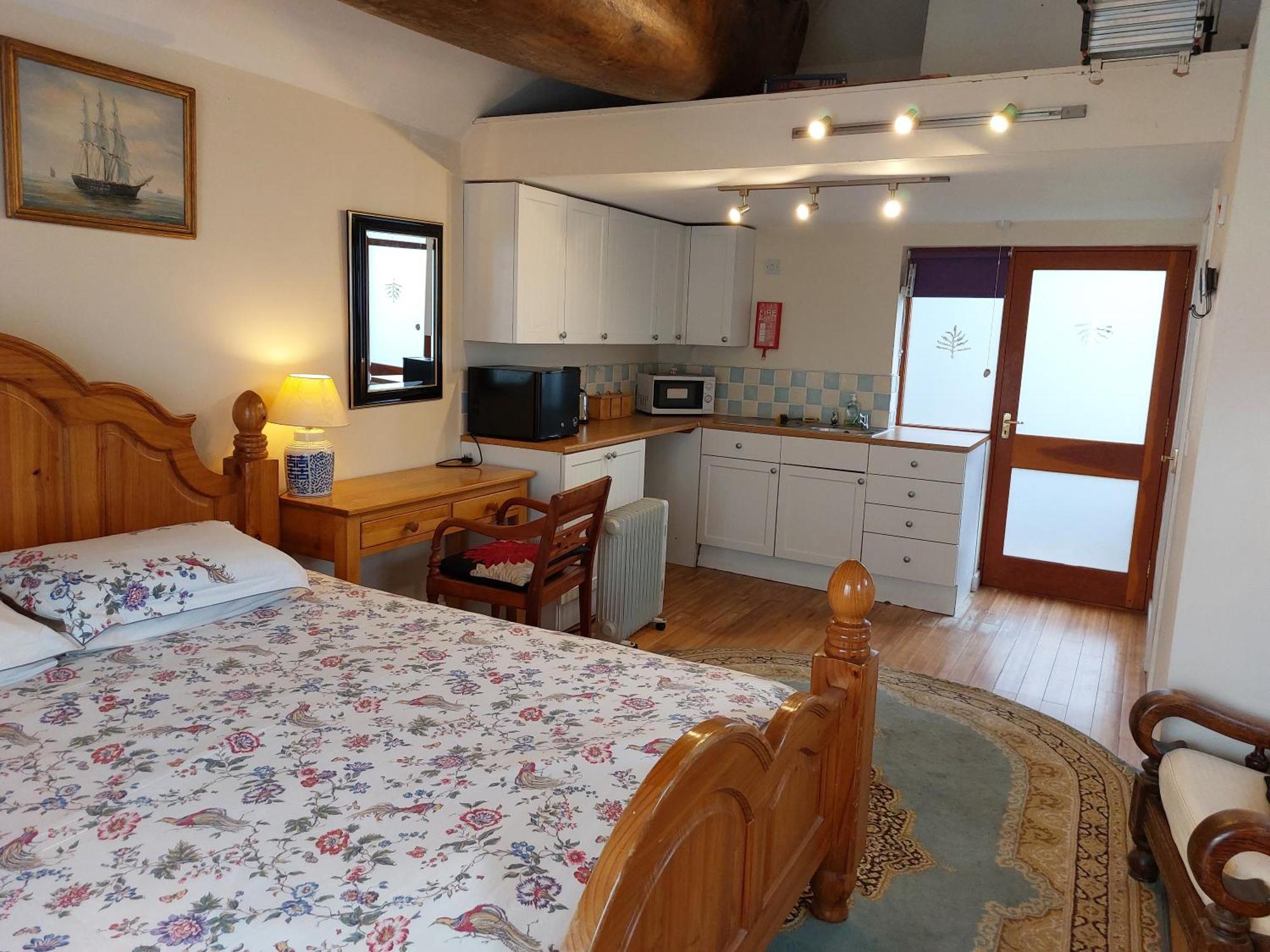 Stable Cottage - Sleeps 6, Near Lulworth Cove Dorchester Eksteriør billede